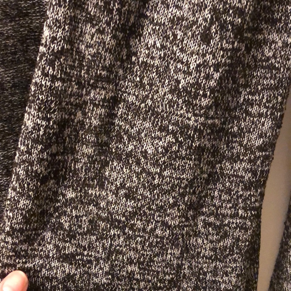 Cardigan - Picture 3 of 4